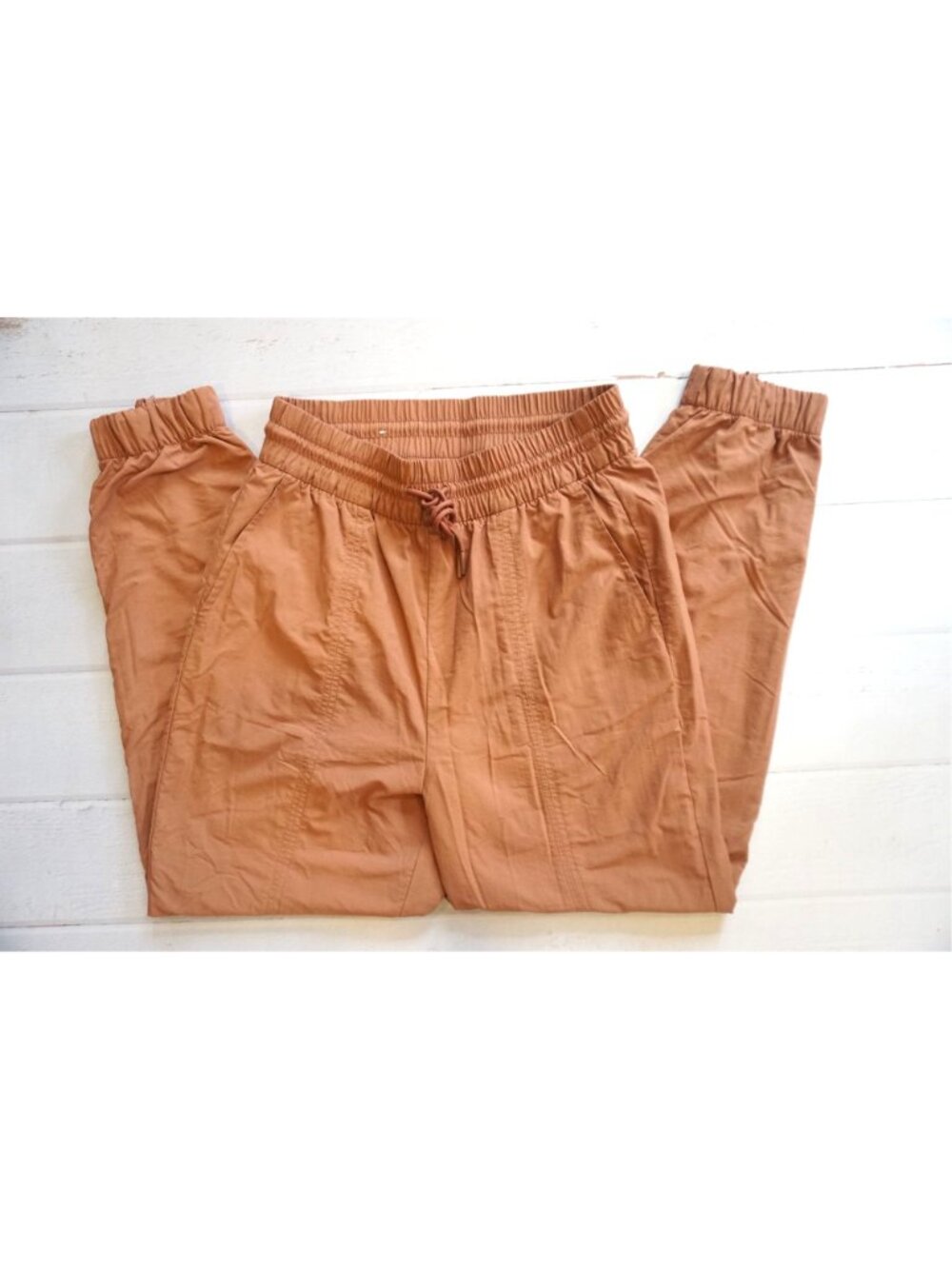 GapFit Womens Brown Crinkle Jogger Pants - SIze S - Picture 2 of 10